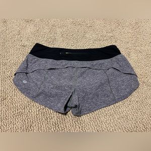 Lululemon 2.5 gray shorts
